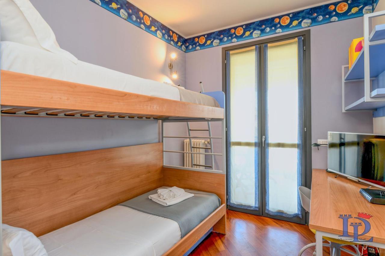 Desenzanoloft Official Partner Marriott Homes & Villas -Butterfly And 5 Pools Family Apartment 代森扎诺-德尔加达 外观 照片
