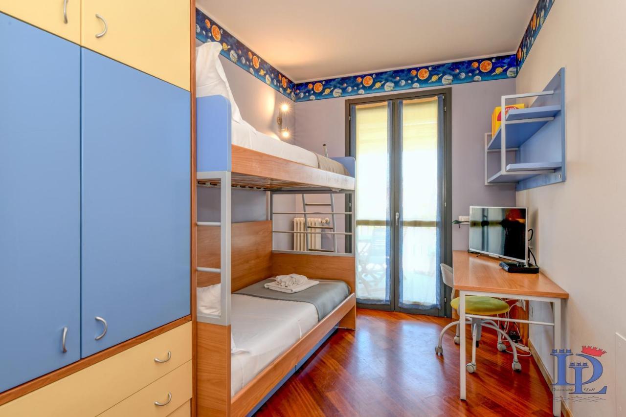 Desenzanoloft Official Partner Marriott Homes & Villas -Butterfly And 5 Pools Family Apartment 代森扎诺-德尔加达 外观 照片