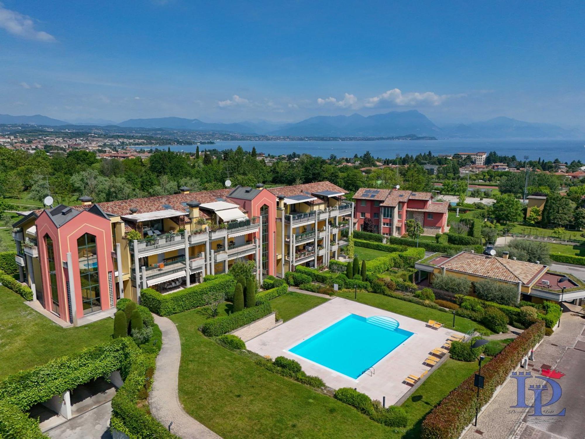 Desenzanoloft Official Partner Marriott Homes & Villas -Butterfly And 5 Pools Family Apartment 代森扎诺-德尔加达 外观 照片